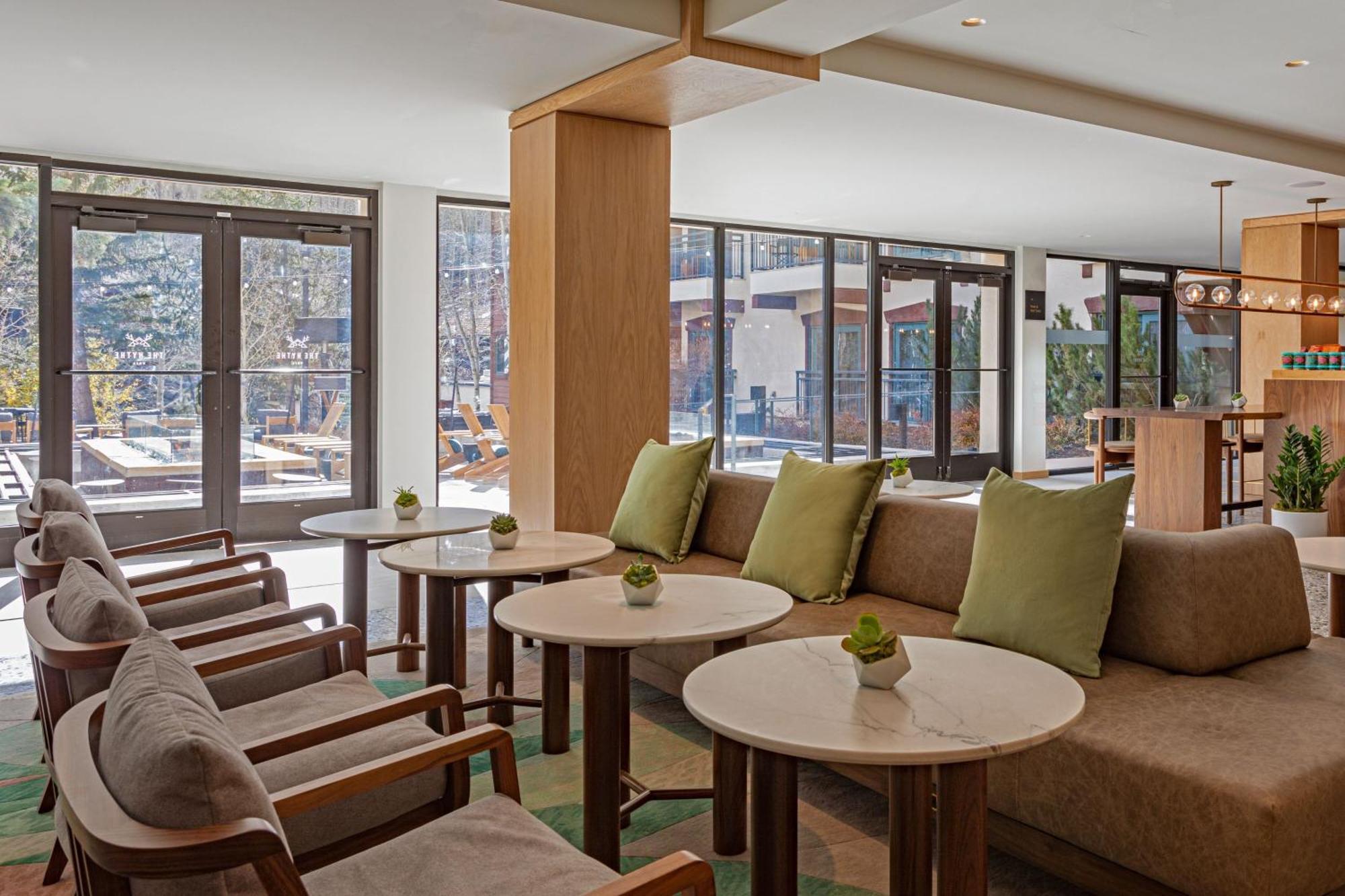 The Hythe, A Luxury Collection Resort, Вейл Екстер'єр фото